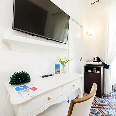Luxury House Bed & Breakfast