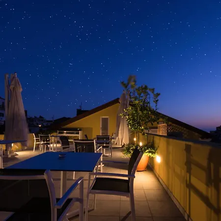 Bed & Breakfast Luxury House