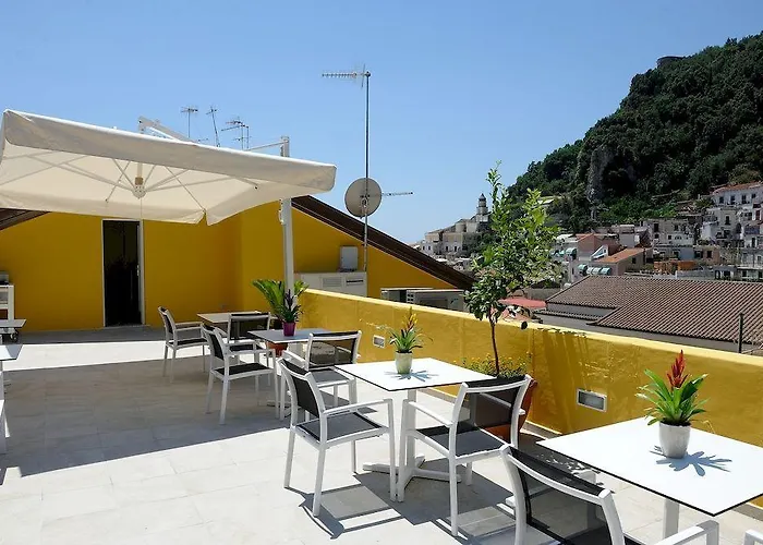 לינה וארוחת בוקר Luxury House אמאלפי