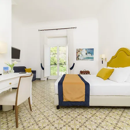 Couette-café Luxury House 4*