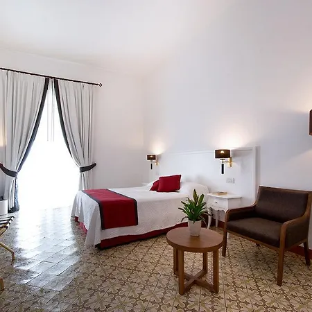 لكجري هاوس 4* أمالفي