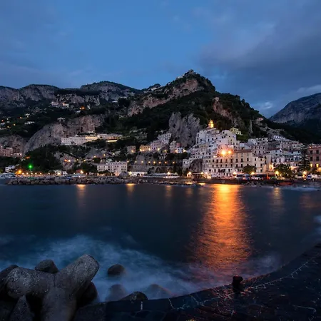 Alojamento de Acomodação e Pequeno-almoço Luxury House Amalfi